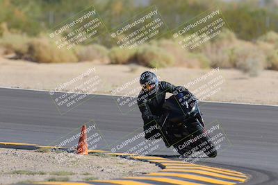 media/Oct-08-2022-SoCal Trackdays (Sat) [[1fc3beec89]]/Turn 10 (945am)/